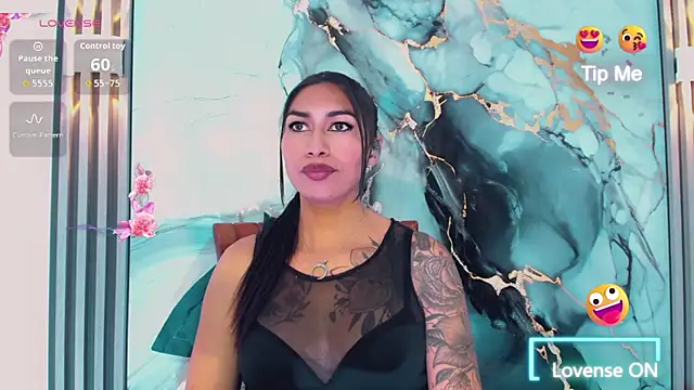 khiara_moretti live sex cam