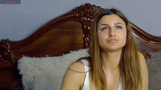 NicolePlay's cam snapshot