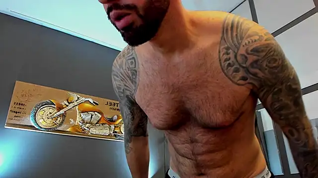 AronGrant's cam snapshot