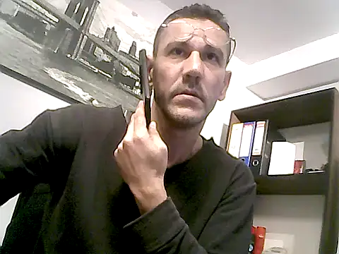 mastercharisma35's cam snapshot