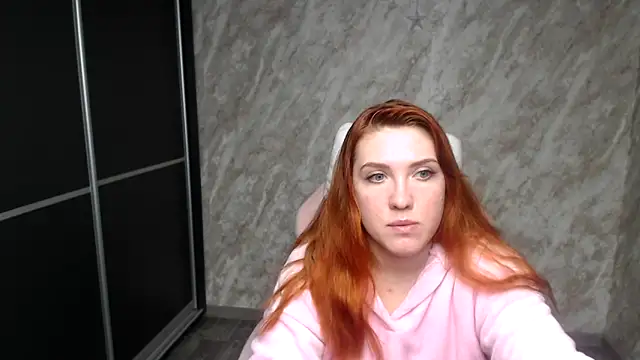 Reginasmilee's cam snapshot