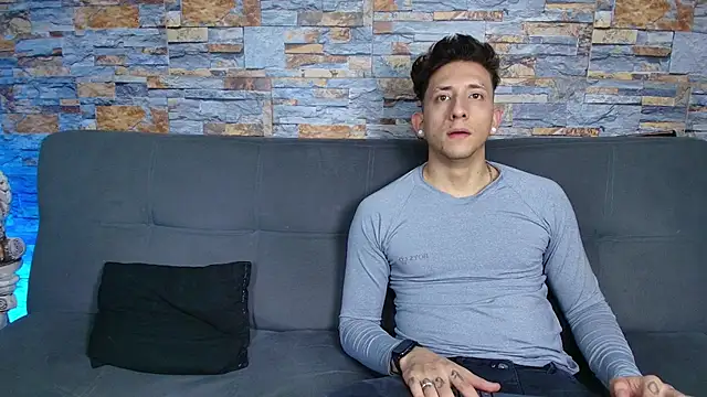 Maykol_Victoriasr live sex cam