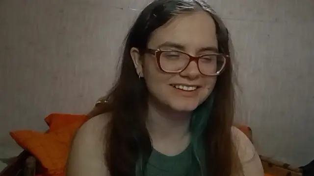 Miyabeee's cam snapshot