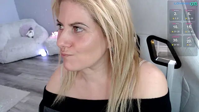 BellaStar84's cam snapshot