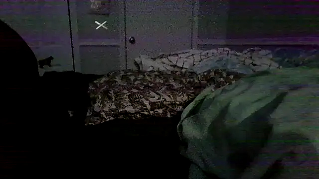 Toofat4you's cam snapshot