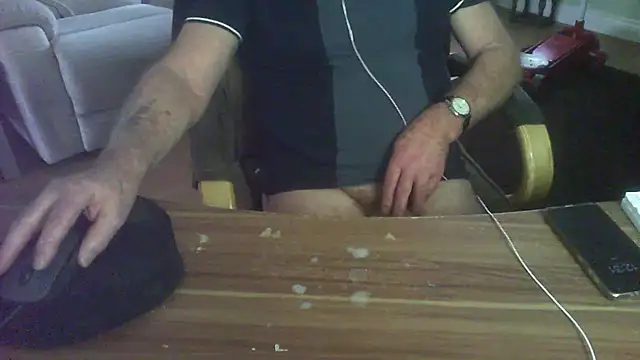 scotters_2's cam snapshot