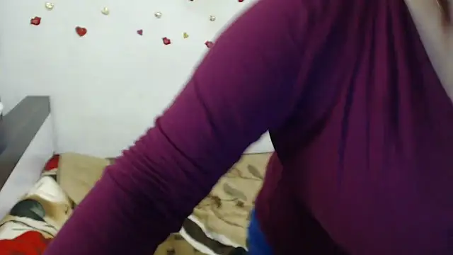 Lilia4joy's cam snapshot