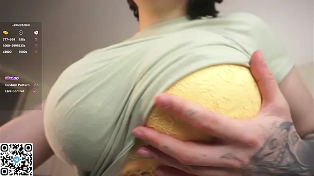 RoxannaCarver's cam snapshot