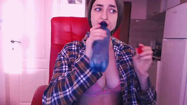 simyhvn's cam snapshot