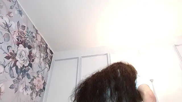 MiiaLane's cam snapshot