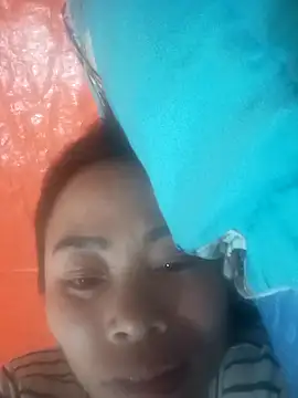 CoMay003's cam snapshot