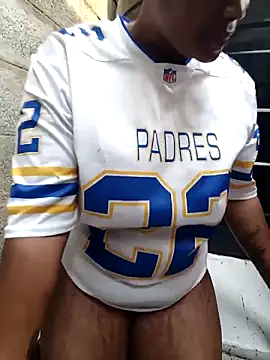 Broan_me's cam snapshot