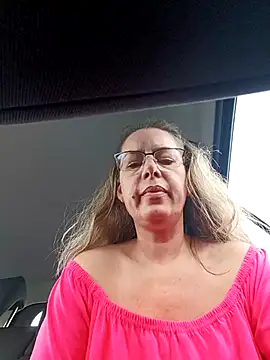 uber_babe's cam snapshot