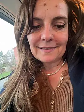 Sunbelxx's cam snapshot