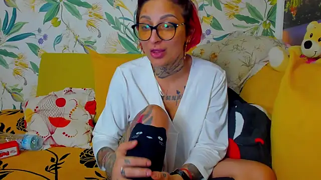 Lucky_Deniz's cam snapshot