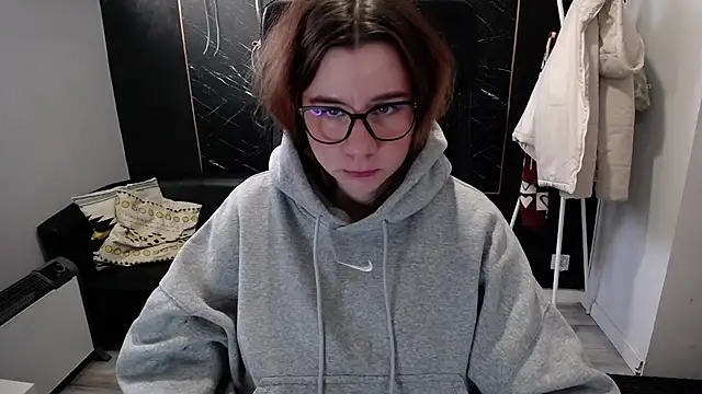 littleviki7 live sex cam