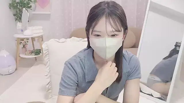 _MIYUnya's cam snapshot