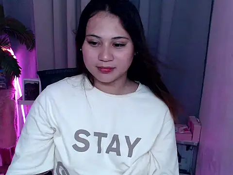 filipina_creamycumxx's cam snapshot