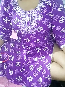 reena_hotry's cam snapshot