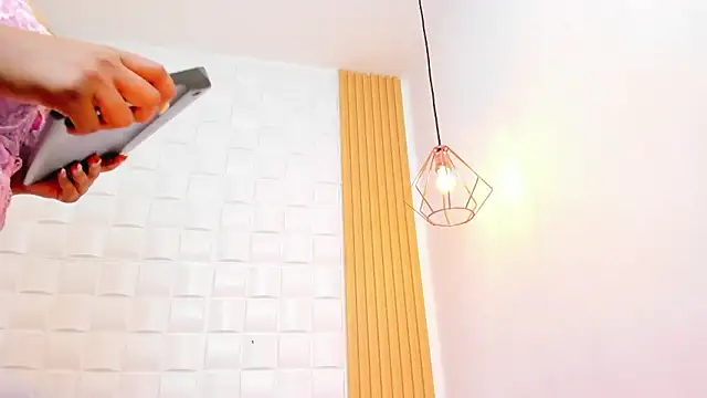 AriaBelle's cam snapshot