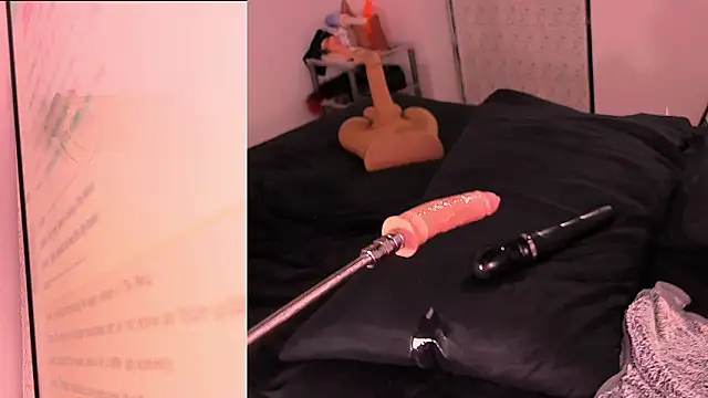 Victoria_Luxe's cam snapshot