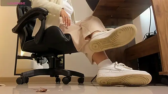 alma_fenix's cam snapshot