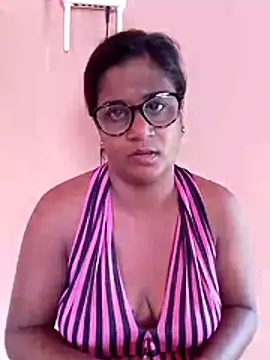 indiansexyplaygirl's cam snapshot