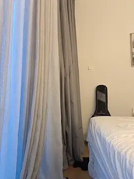 madlynn's cam snapshot