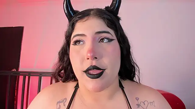 AmberiniHoffman's cam snapshot