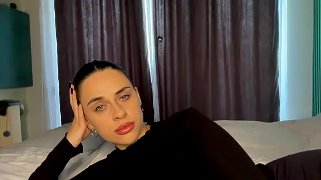 MariaValverdeee live sex cam