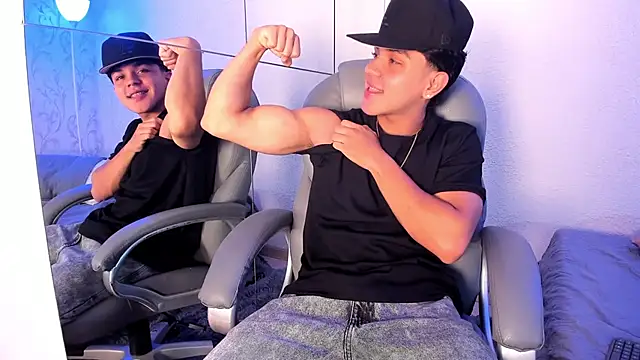 _TaylorBlack live sex cam