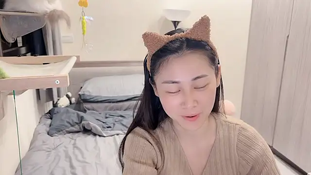 BabyOneDaily live sex cam