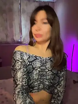 Mary_Kiitty's cam snapshot