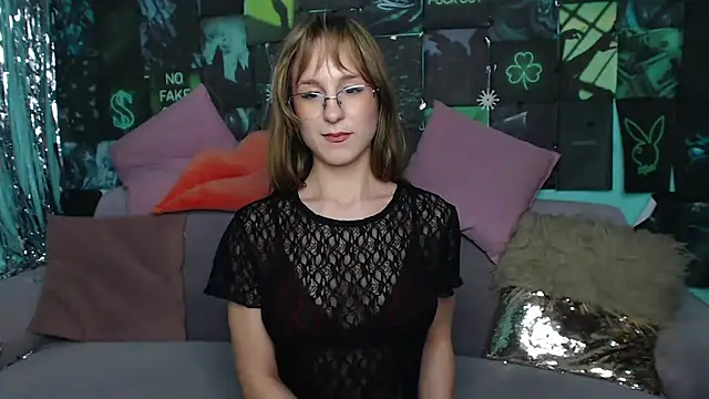 AlishaKellyi's cam snapshot