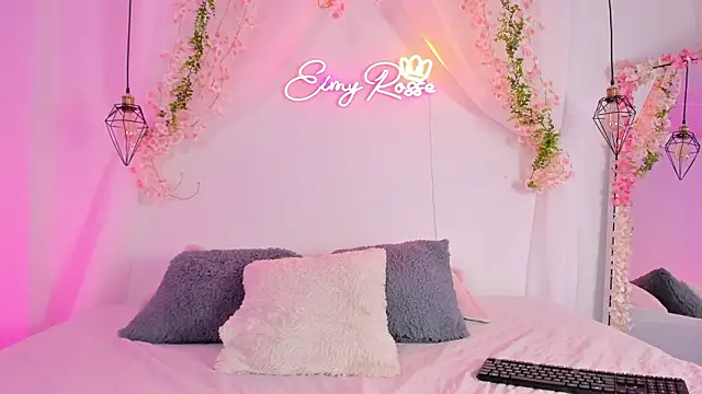 eimi_rosse18's cam snapshot