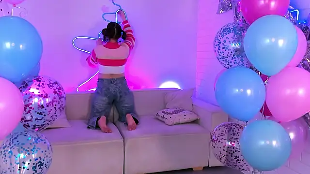 TessaMill's cam snapshot