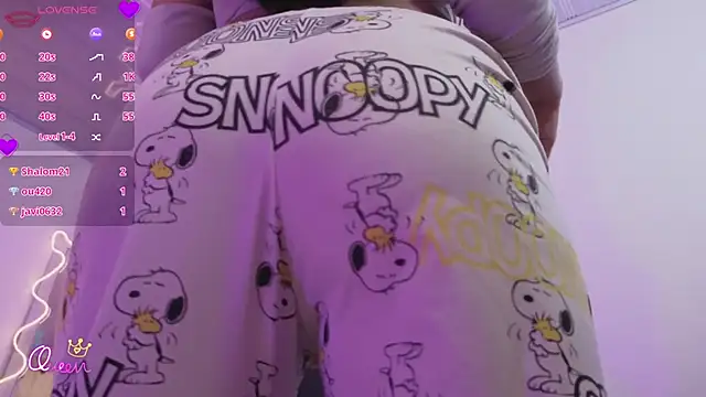 ZURY_TAY's cam snapshot