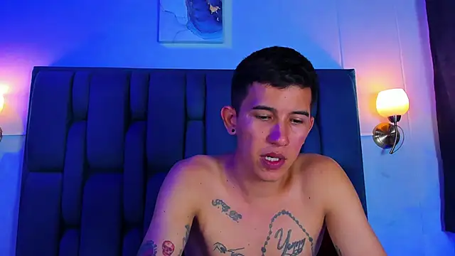 Bria_James live sex cam