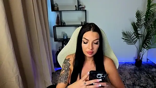 Raven_Ink's cam snapshot