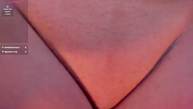 ValeriaRoldanX's cam snapshot