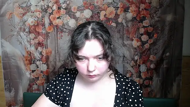 NeonilaLisova's cam snapshot