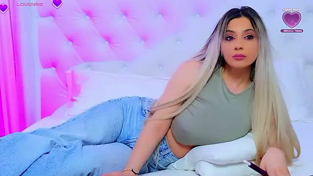 AriannaSins's cam snapshot