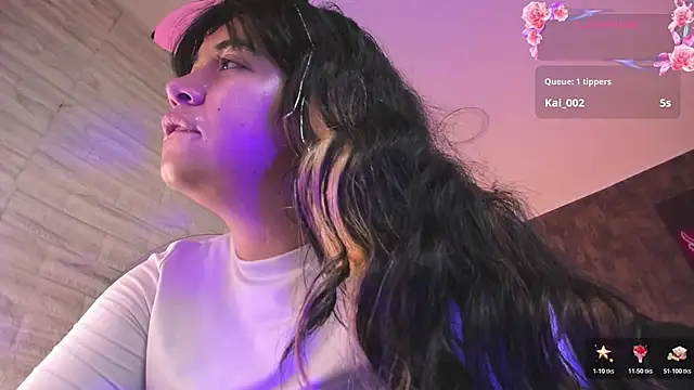 alice__tylor's cam snapshot