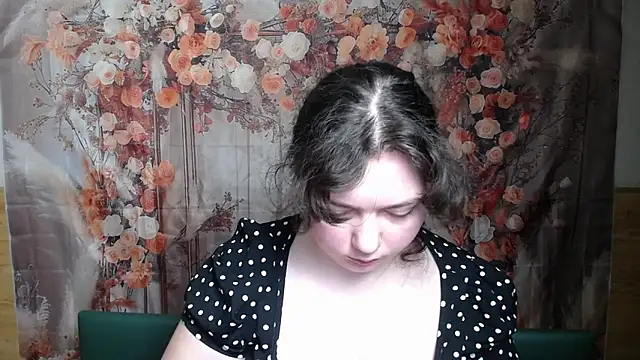 NeonilaLisova's cam snapshot