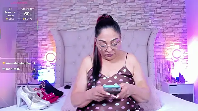 Gina_Myers's cam snapshot