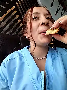 Mery_Moon123's cam snapshot