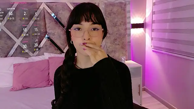 Susa1userma_'s cam snapshot