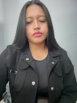 -Mia1's cam snapshot