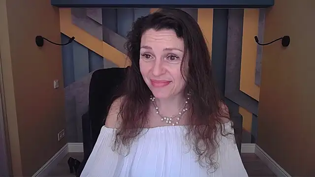 EllaLong's cam snapshot