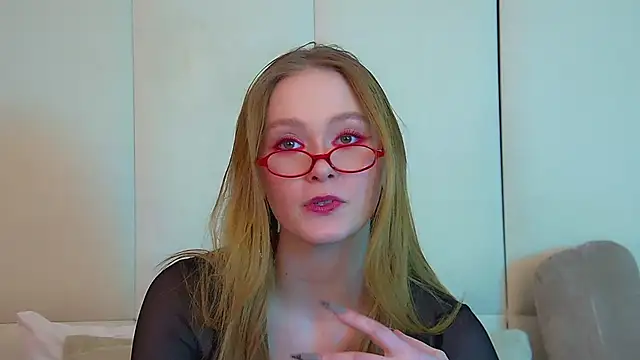 AgataFoxley's cam snapshot